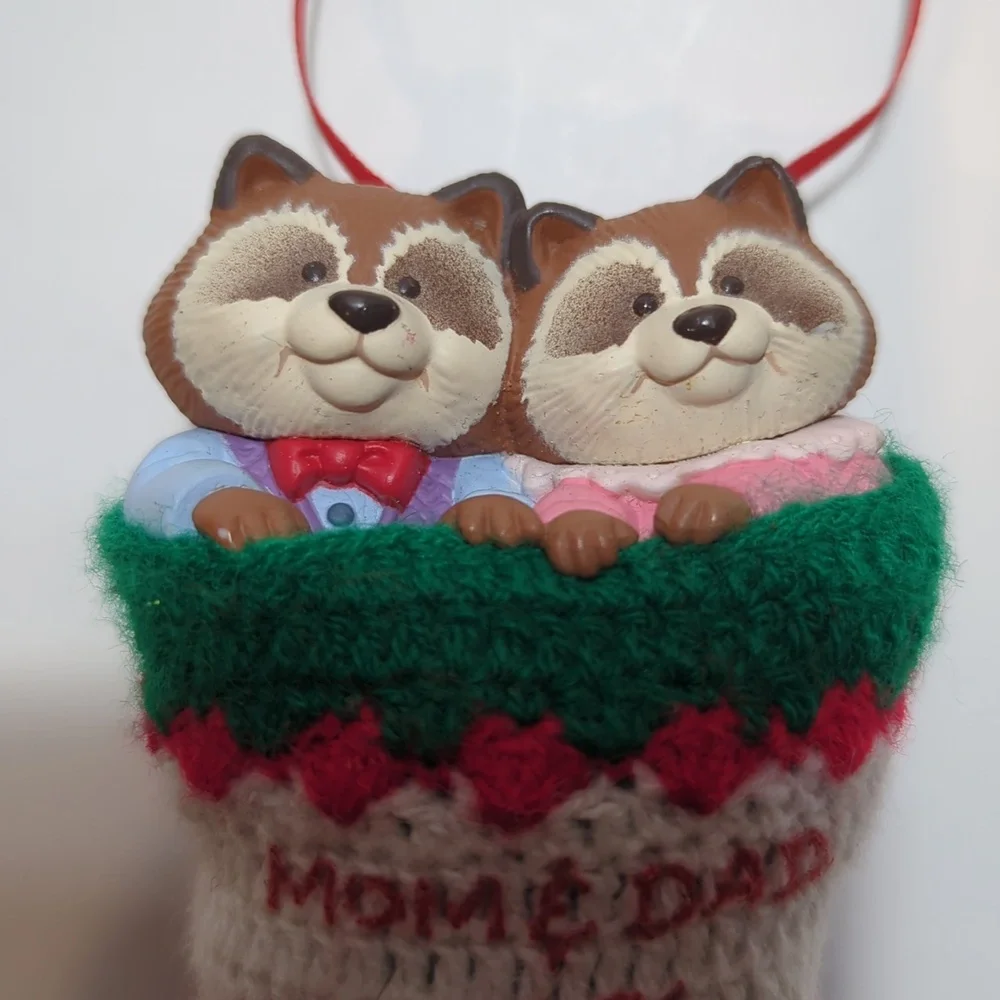 Hallmark 1990 Mom Dad Bears an 1991 Mom Dad Raccoons Crotchet Stocking Ornaments